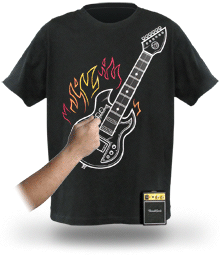 Camiseta con guitarra eléctrica incorporada