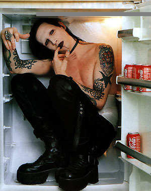 Marilyn Manson en una nevera